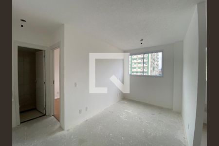 Sala de apartamento à venda com 1 quarto, 32m² em Todos Os Santos, Rio de Janeiro