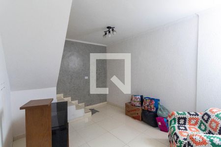 Sala de casa para alugar com 2 quartos, 70m² em Vila Nova Teresa, São Paulo