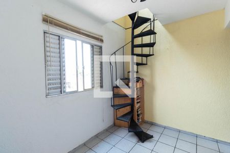 Quarto 1 de casa para alugar com 2 quartos, 70m² em Vila Nova Teresa, São Paulo