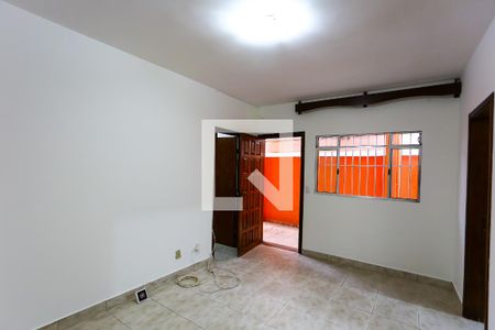 Sala de casa à venda com 3 quartos, 110m² em Jardim Santa Terezinha, Taboão da Serra