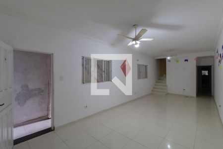 Sala de casa para alugar com 2 quartos, 133m² em Aricanduva, São Paulo