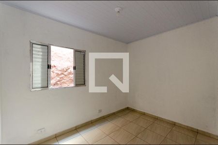 Quarto 1 de casa para alugar com 2 quartos, 150m² em Vila Iório, São Paulo