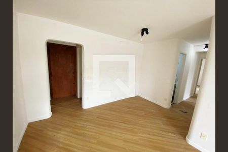 Foto 02 de apartamento à venda com 3 quartos, 83m² em Perdizes, São Paulo