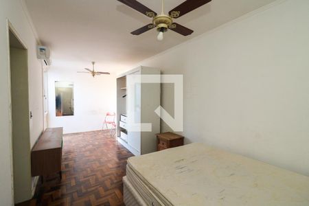 Sala/Quarto de kitnet/studio para alugar com 1 quarto, 39m² em Vila Joao Pessoa, Porto Alegre