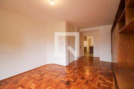 Sala de apartamento para alugar com 2 quartos, 75m² em Cerqueira César, São Paulo