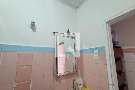 Banheiro de casa à venda com 2 quartos, 129m² em Jardim Ana Rosa, São Paulo