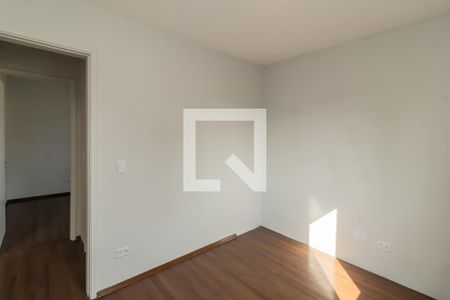 Quarto 1 de apartamento para alugar com 2 quartos, 52m² em Vila Nova Savoia, São Paulo