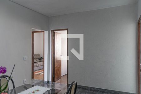 Sala de apartamento à venda com 3 quartos, 75m² em Conjunto California, Belo Horizonte