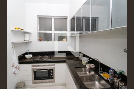 Cozinha de apartamento à venda com 3 quartos, 100m² em Colégio Batista, Belo Horizonte