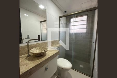 Banheiro de apartamento para alugar com 2 quartos, 45m² em Parque Sao Vicente, Santo André