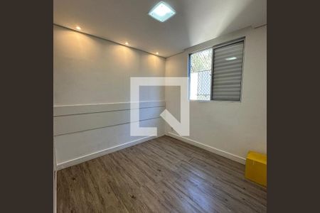 Quarto de apartamento para alugar com 2 quartos, 45m² em Parque Sao Vicente, Santo André