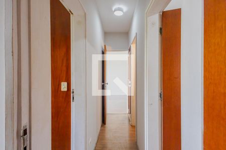 Corredor de apartamento à venda com 3 quartos, 83m² em Pinheiros, São Paulo