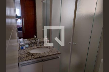 Banheiro de apartamento à venda com 3 quartos, 70m² em Vila Valparaíso, Santo André