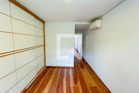 Suíte de casa para alugar com 2 quartos, 130m² em Pinheiros, São Paulo