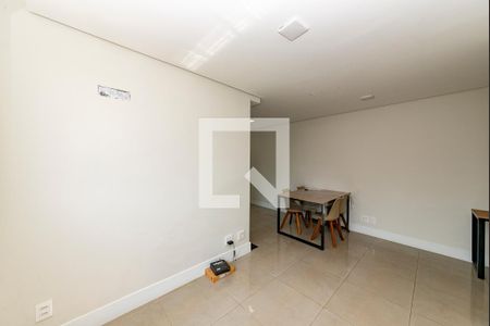 Sala de apartamento para alugar com 1 quarto, 47m² em Buritis, Belo Horizonte