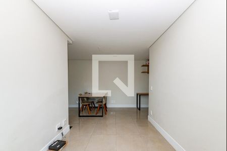 Sala de apartamento para alugar com 1 quarto, 47m² em Buritis, Belo Horizonte