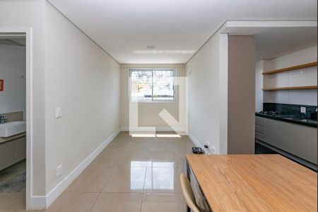 Sala de apartamento para alugar com 1 quarto, 47m² em Buritis, Belo Horizonte