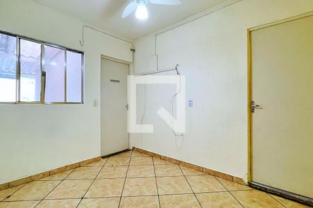 Sala de casa para alugar com 2 quartos, 250m² em Jardim Cumbica, Guarulhos