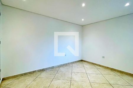 Quarto 1 de casa para alugar com 2 quartos, 250m² em Jardim Cumbica, Guarulhos