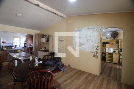 Sala 2 de casa à venda com 2 quartos, 90m² em Harmonia, Canoas