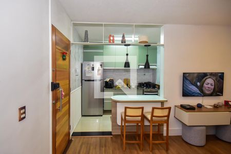 Sala de apartamento à venda com 2 quartos, 45m² em Pirajussara, São Paulo