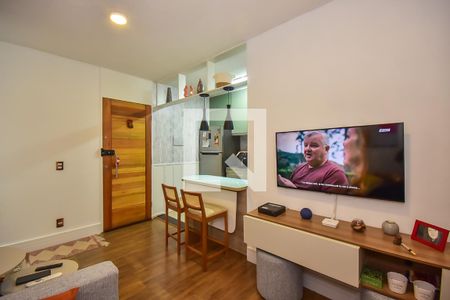 Sala de apartamento à venda com 2 quartos, 45m² em Pirajussara, São Paulo