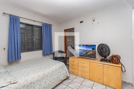 Quarto 1 de casa à venda com 2 quartos, 332m² em Parque Bristol, São Paulo