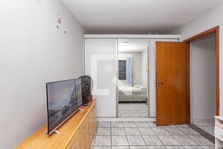 Quarto 1 de casa à venda com 2 quartos, 332m² em Parque Bristol, São Paulo