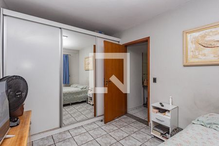 Quarto 1 de casa à venda com 2 quartos, 332m² em Parque Bristol, São Paulo