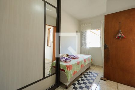 Quarto 2 de casa para alugar com 3 quartos, 88m² em Vila Santa Maria, São Paulo