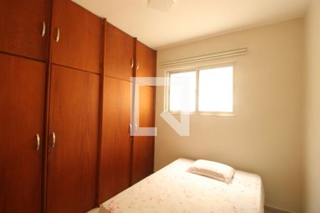 Quarto  de apartamento à venda com 3 quartos, 120m² em Lourdes, Belo Horizonte