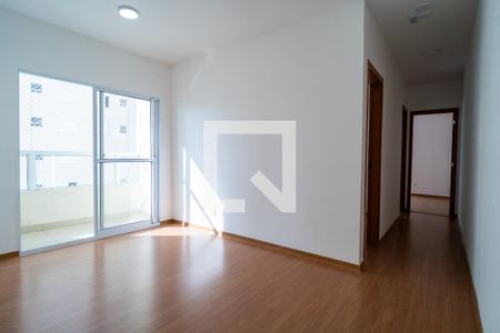 Sala de apartamento para alugar com 2 quartos, 50m² em Gutierres, Sorocaba