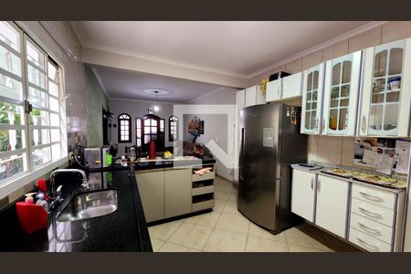 Cozinha de casa à venda com 3 quartos, 171m² em Jardim das Palmeiras, Várzea Paulista