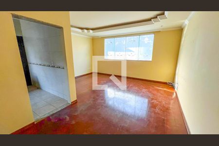 Sala  de casa à venda com 3 quartos, 165m² em Planalto, Belo Horizonte