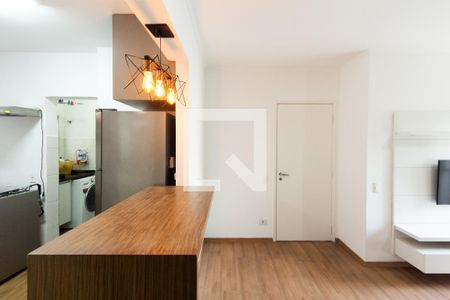 Sala de apartamento à venda com 2 quartos, 69m² em Vila Olímpia, São Paulo