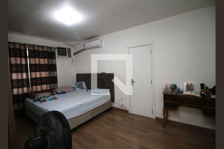 Quarto 2 de casa à venda com 2 quartos, 250m² em Olaria, Rio de Janeiro