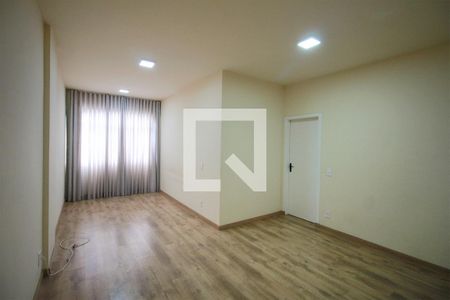 Sala de apartamento para alugar com 2 quartos, 70m² em Santa Efigênia, Belo Horizonte