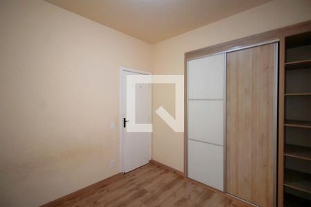 Quarto 1 de apartamento para alugar com 2 quartos, 70m² em Santa Efigênia, Belo Horizonte