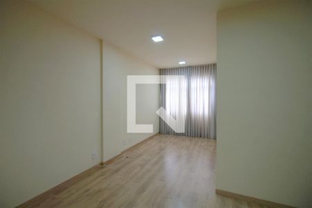 Sala de apartamento para alugar com 2 quartos, 70m² em Santa Efigênia, Belo Horizonte