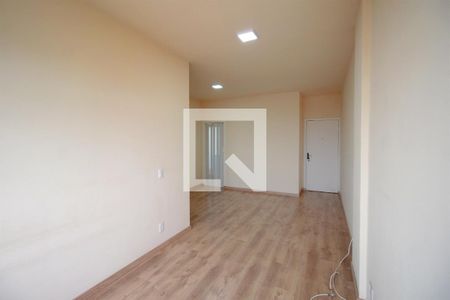 Sala de apartamento para alugar com 2 quartos, 70m² em Santa Efigênia, Belo Horizonte