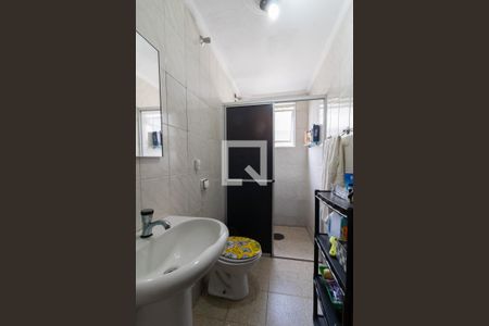 Banheiro de apartamento à venda com 2 quartos, 76m² em Jardim Terezopolis, Guarulhos