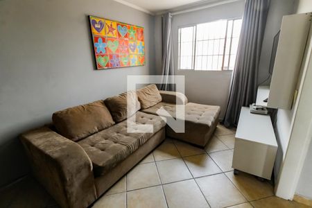 Sala de apartamento para alugar com 2 quartos, 53m² em Parque Pinheiros, Taboão da Serra