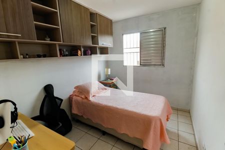 Quarto 1 de apartamento à venda com 2 quartos, 53m² em Parque Pinheiros, Taboão da Serra