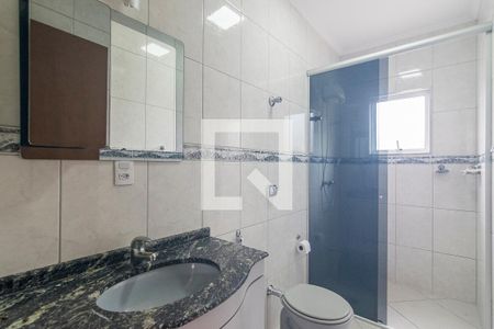 Banheiro da Suite de apartamento para alugar com 3 quartos, 90m² em Campestre, Santo André