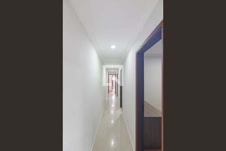 Corredor de apartamento para alugar com 3 quartos, 90m² em Campestre, Santo André