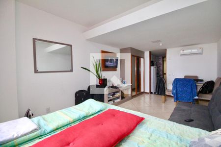 Sala/Quarto de apartamento para alugar com 1 quarto, 40m² em Vitória, Salvador