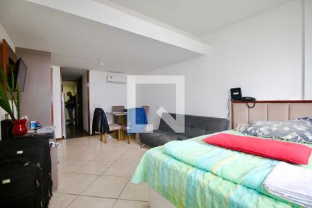 Sala/Quarto de apartamento para alugar com 1 quarto, 40m² em Vitória, Salvador