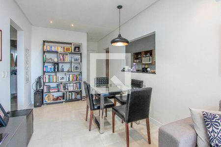 Apartamento à venda com 70m², 1 quarto e 1 vagaSala