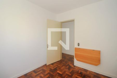 Quarto 1 de apartamento para alugar com 2 quartos, 70m² em Costa E Silva, Porto Alegre