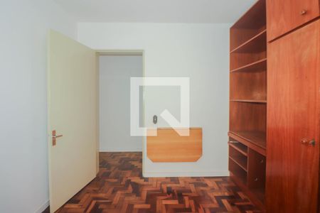 Quarto 1 de apartamento para alugar com 2 quartos, 70m² em Costa E Silva, Porto Alegre